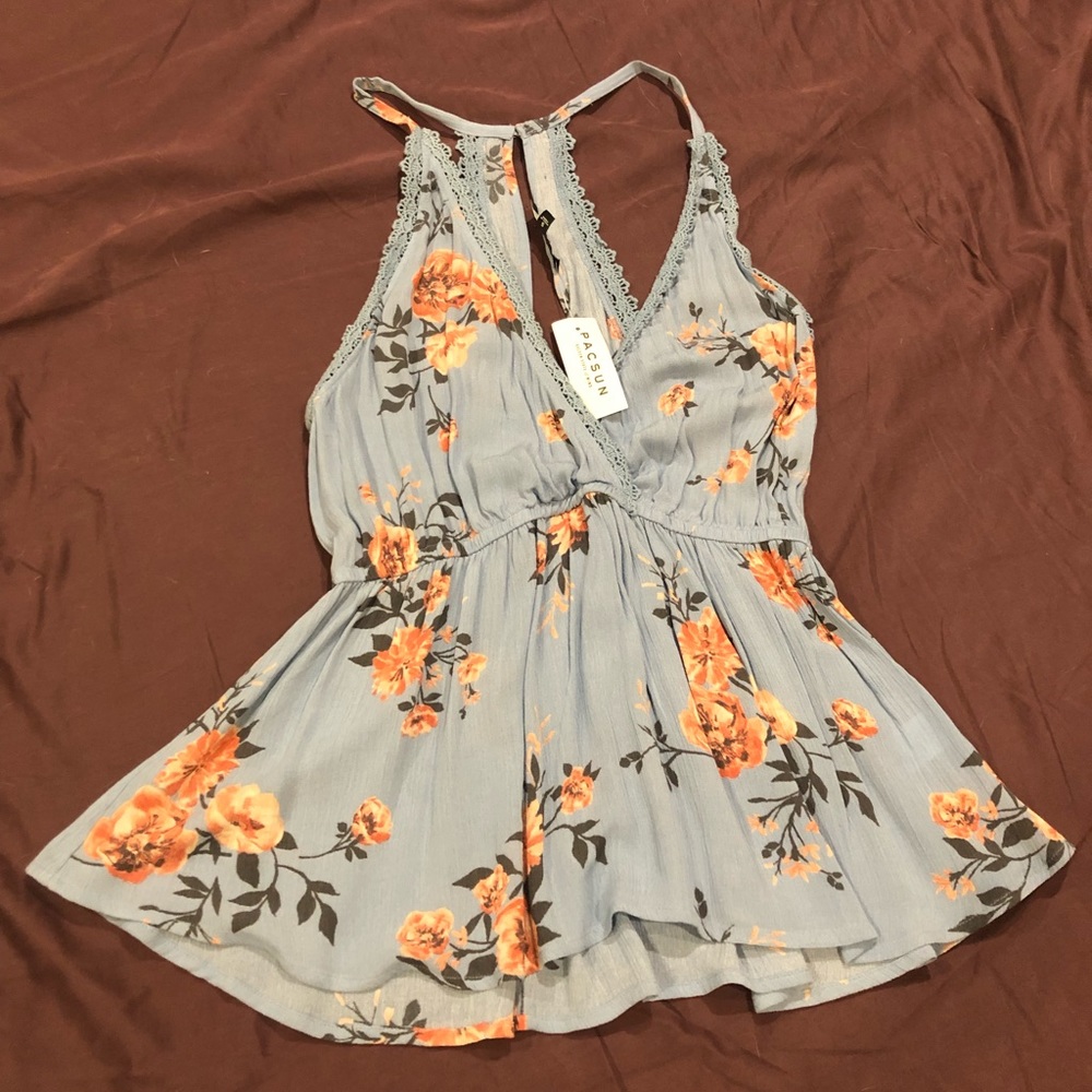 Kendall & Kylie top